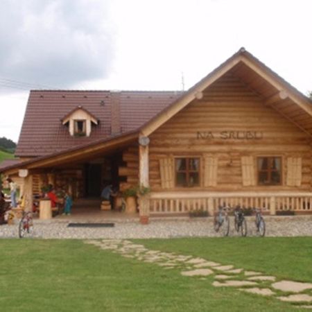 Penzion Malovany Osvetimany Экстерьер фото