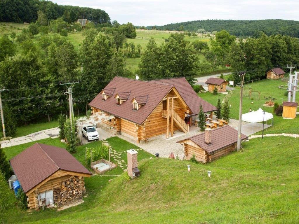 Penzion Malovany Osvetimany Экстерьер фото